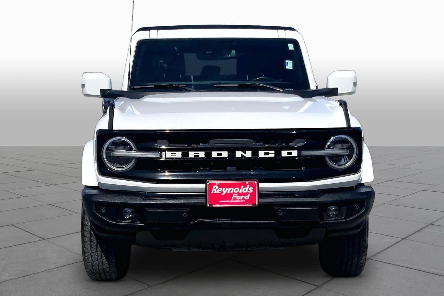 Certified Used 2021 Oxford White Ford Outer Banks image 4