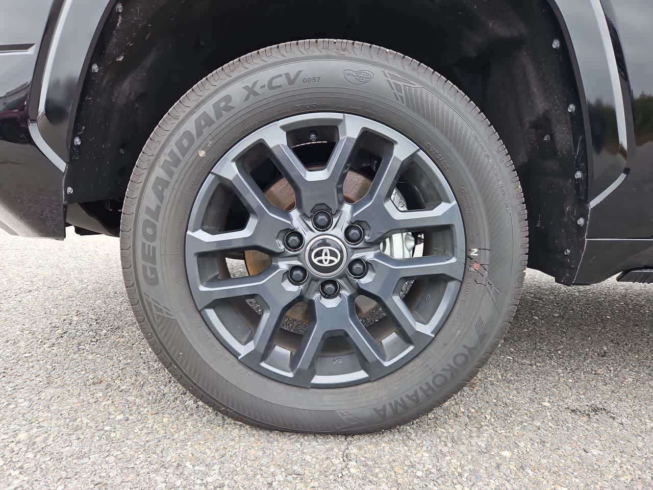 2026 Toyota Tundra Platinum - Photo 10