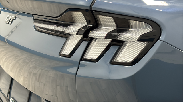 Used 2023 Vapor Blue Ford GT image 41