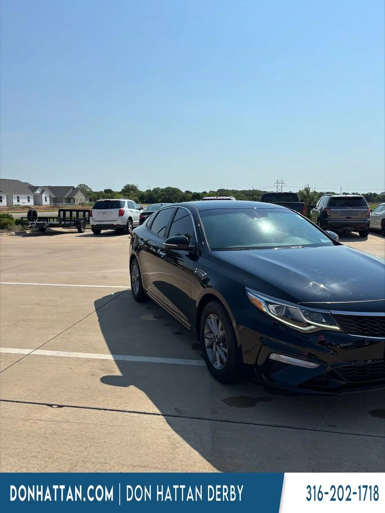 Used 2019 Black Kia LX image 7