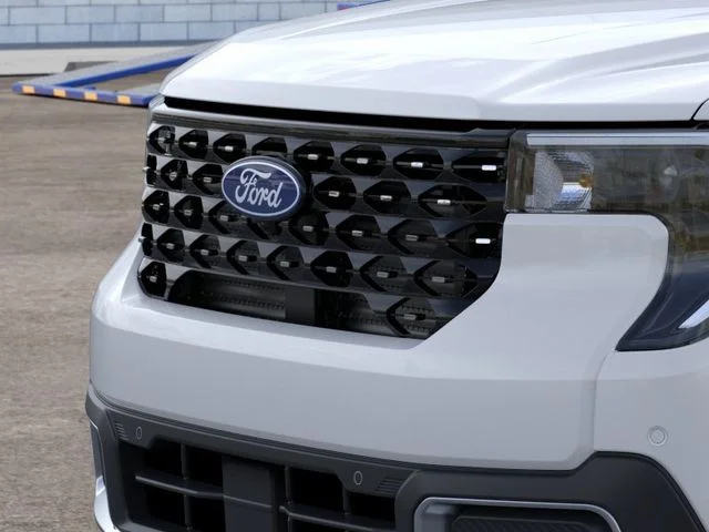 New 2026 Oxford White Ford Lariat image 19