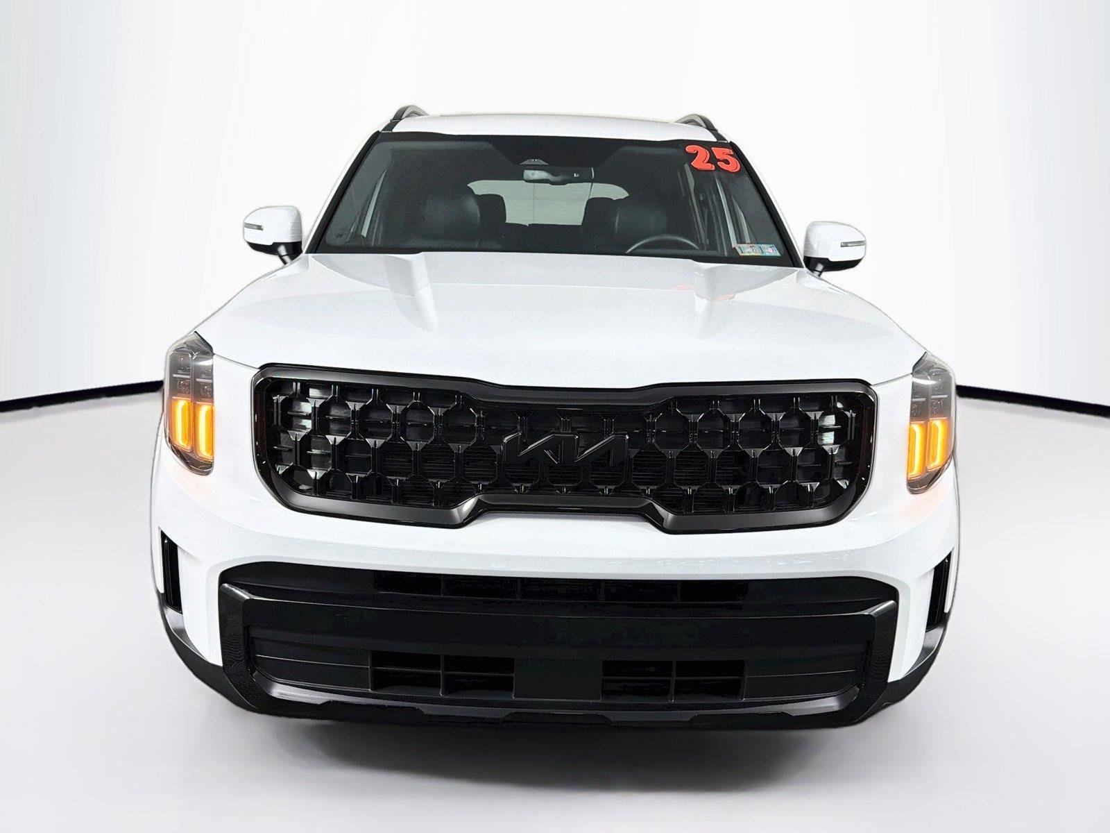 Used 2025  Kia EX X-Line image 6