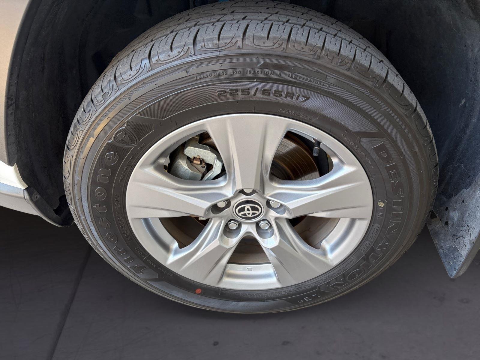 Used 2025 Midnight Black Metallic Toyota XLE image 14
