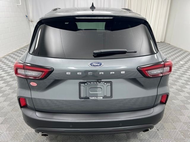 Used 2025 Gray Ford ST-Line image 7