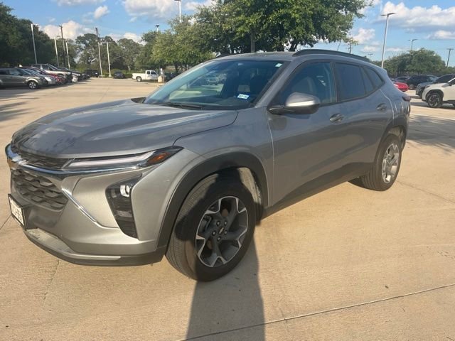 Used 2024 Gray Chevrolet LT image 6