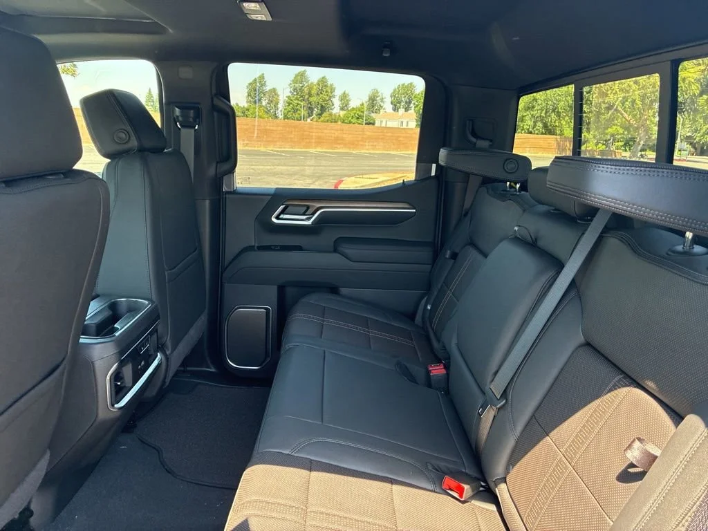 2026 Chevrolet Silverado 1500 High Country - Photo 20