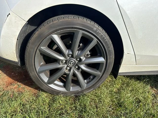 Used 2020 White Mazda Preferred image 22