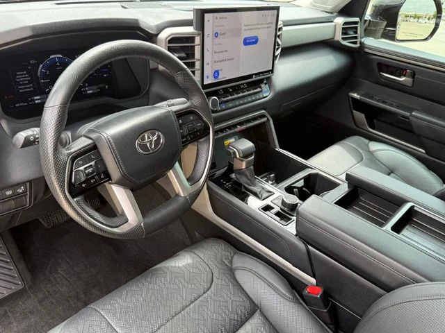 Used 2024  Toyota Limited image 11