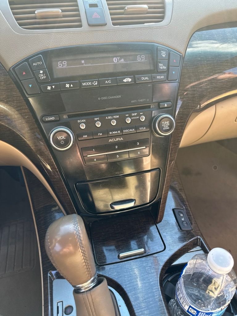 Used 2012 White Acura 3.7L SH-AWD image 3