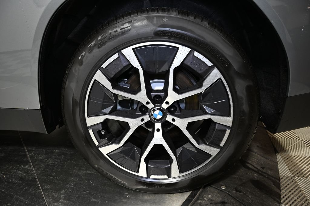 2026 BMW X3 30 - Photo 12