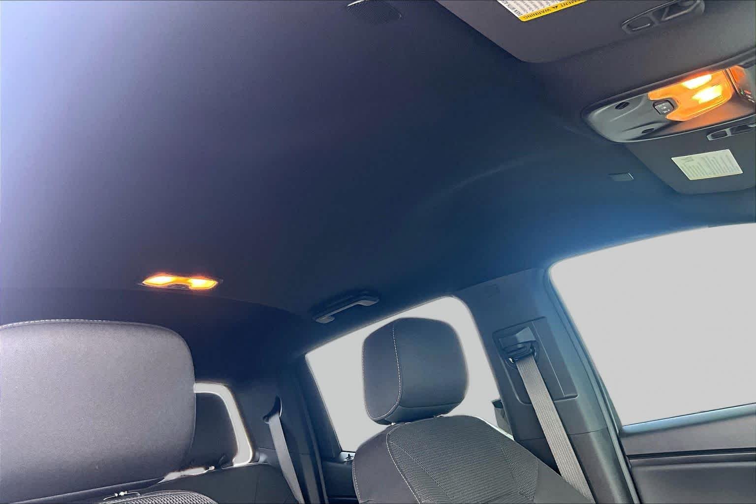 Used 2024 Summit White GMC 2WD Elevation image 13