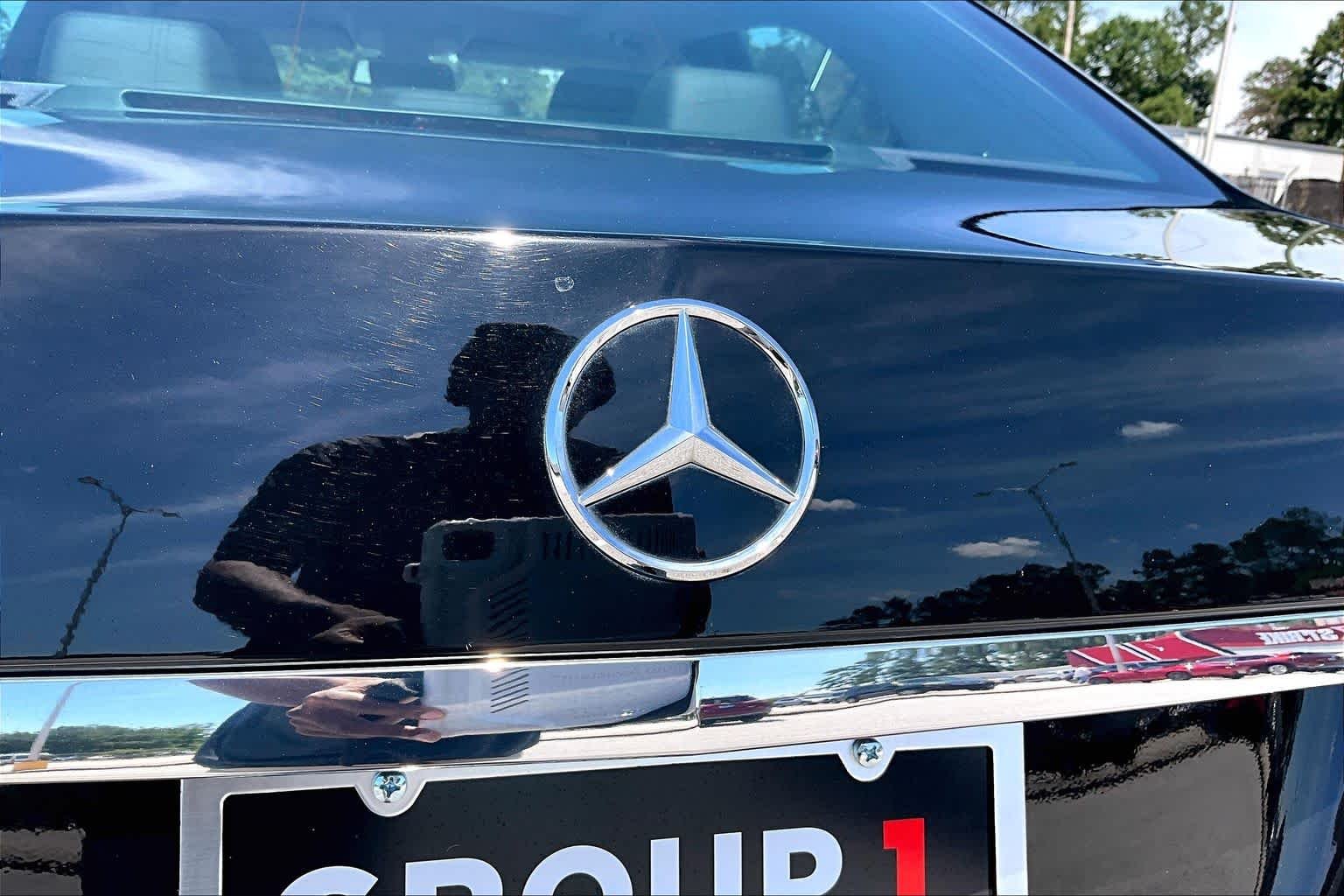 Used 2011 Black Mercedes-Benz E 350 Sport image 30