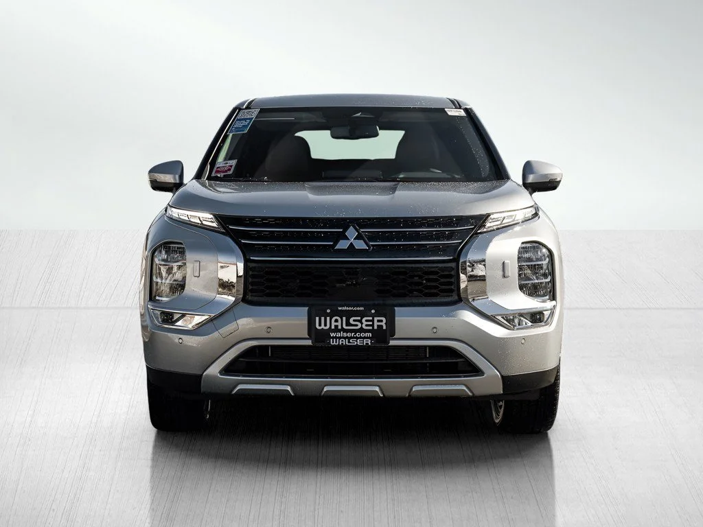 New 2025 Alloy Silver Metallic Mitsubishi SE image 2