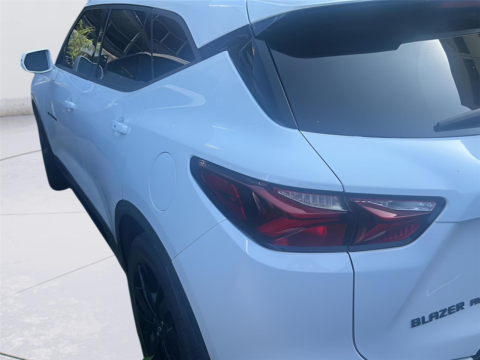 Used 2019 SUMMIT WHITE Chevrolet RS image 3