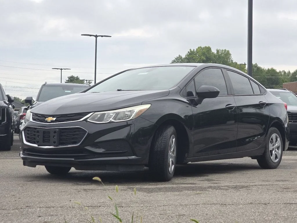 Used 2018 Black Chevrolet LS image 7