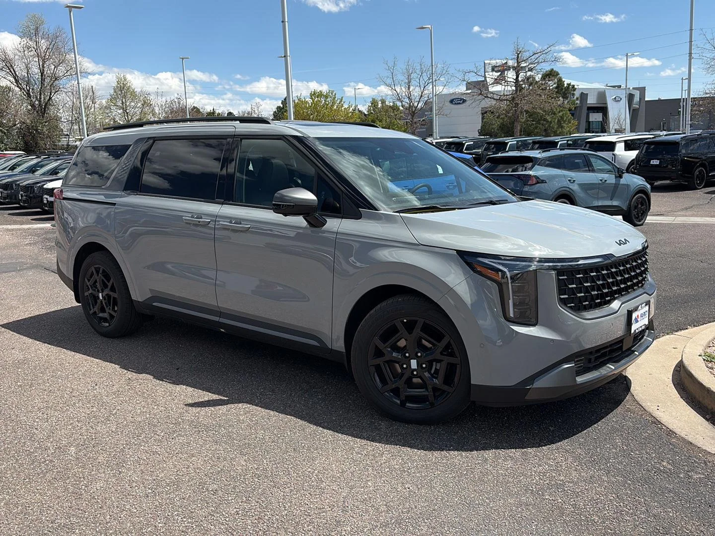 New 2026 Ceramic Silver Kia SX Prestige image 3