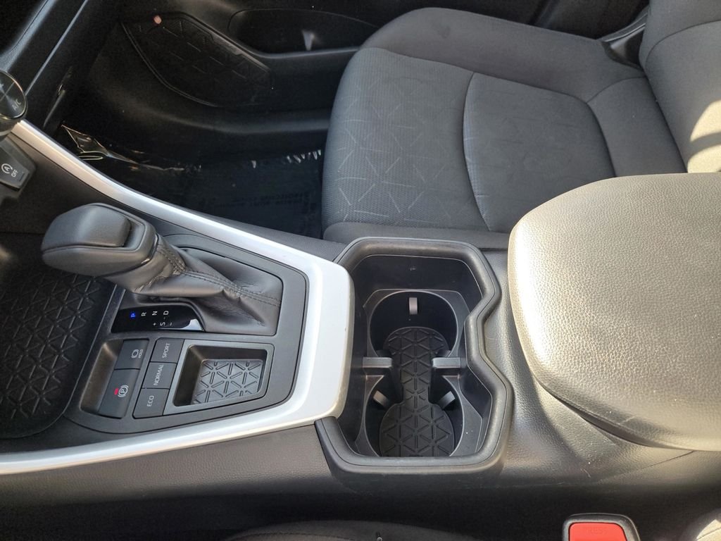 Used 2025 Ice Cap Toyota XLE image 23