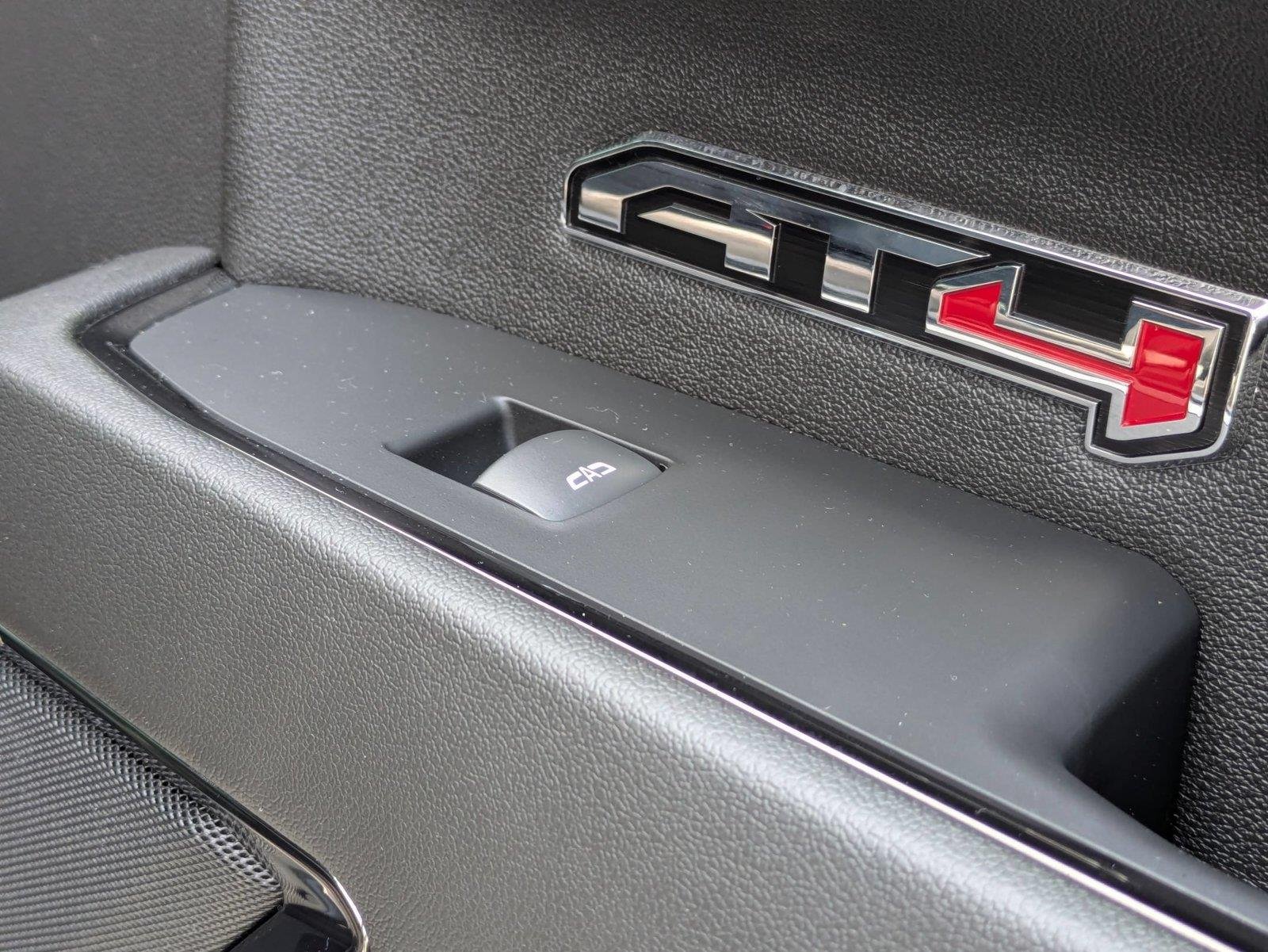 Used 2024 Sterling Metallic GMC AT4 image 33