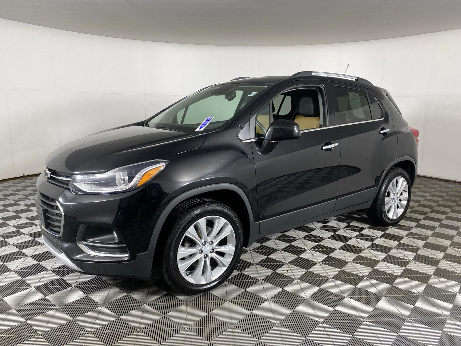 Used 2019 Mosaic Black Metallic Chevrolet Premier image 3