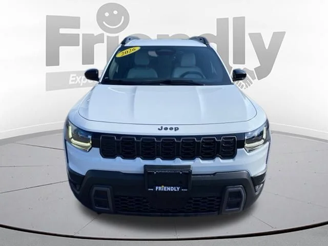 New 2026 Bright White Clear-Coat Exterior Paint Jeep Limited image 8