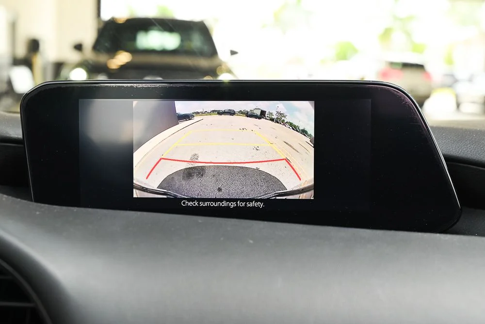 Used 2019 Black Mazda Select image 12