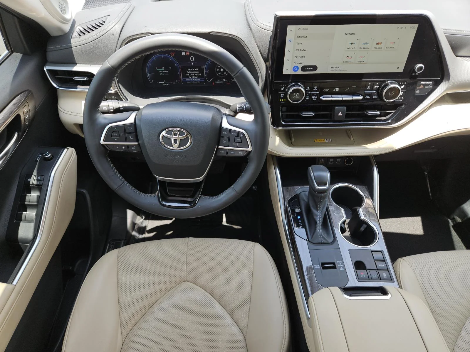 Used 2024 Black Toyota Platinum FWD (Natl) image 11