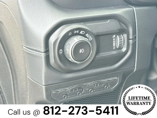 2025 Jeep Wrangler 4-Door Sahara - Photo 10