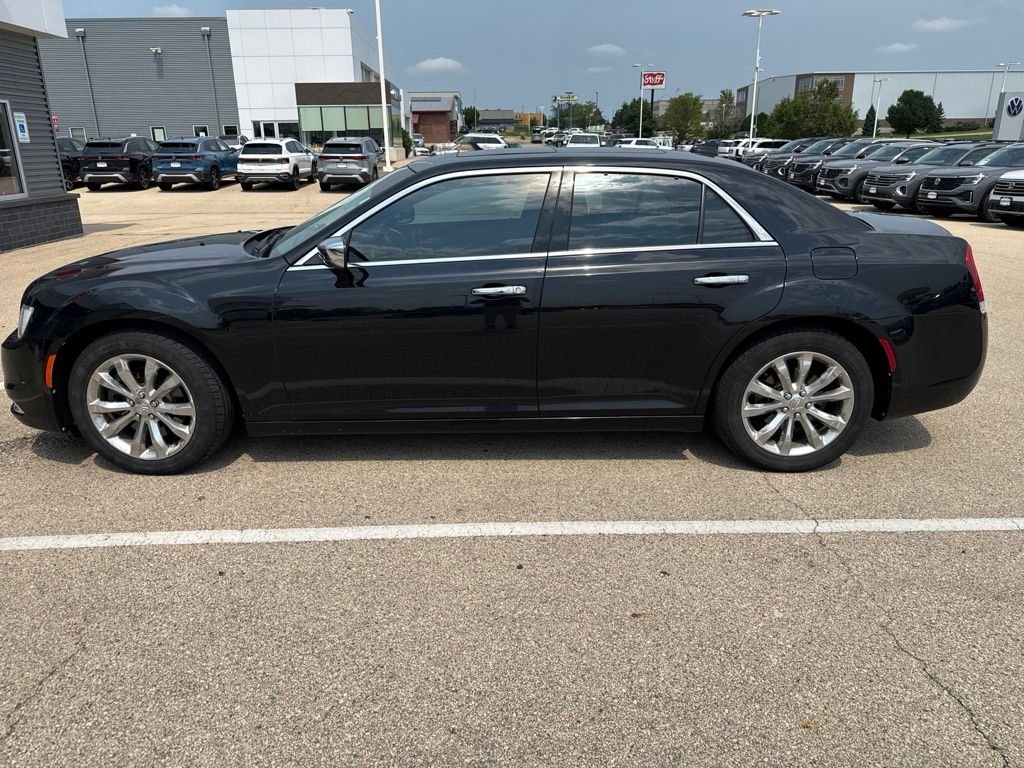 Used 2017 Chrysler 300 C with VIN 2C3CCAKG8HH565533 for sale in Cedar Rapids, IA