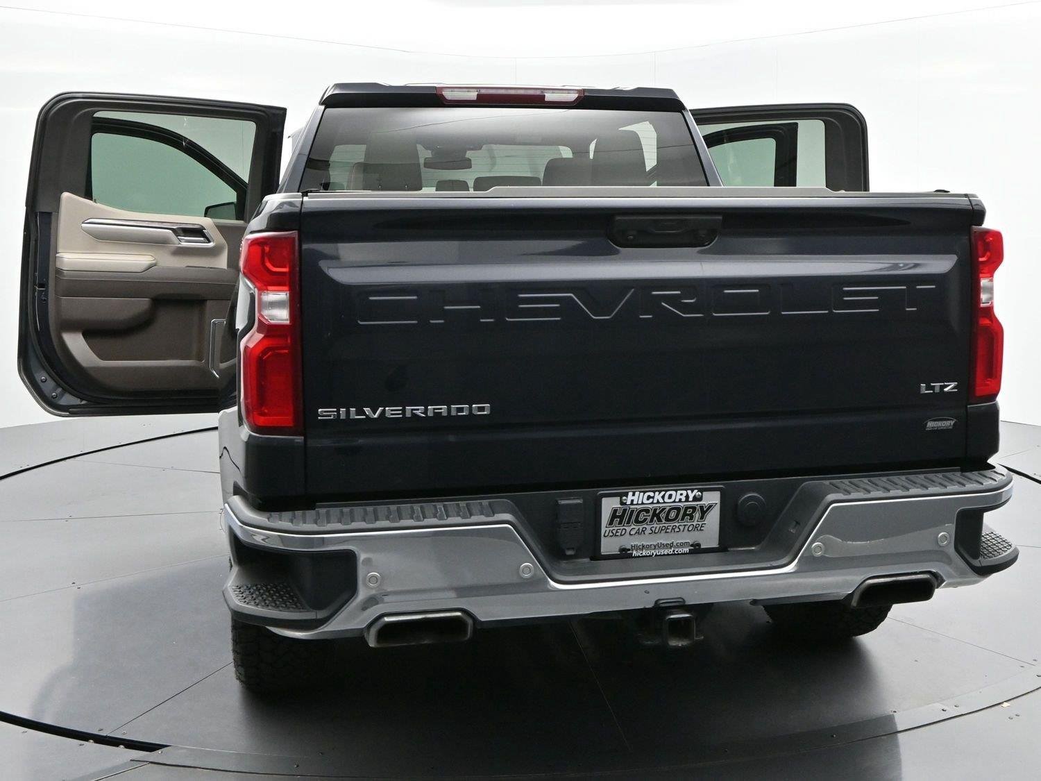 Used 2022 Dark Ash Metallic Chevrolet LTZ image 39