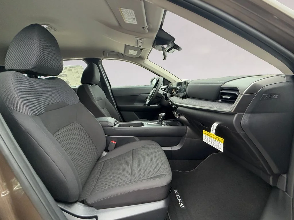 New 2026 Brown Nissan S image 17