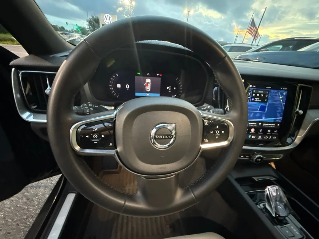 Used 2024 Onyx Black Metallic Volvo Ultimate image 16