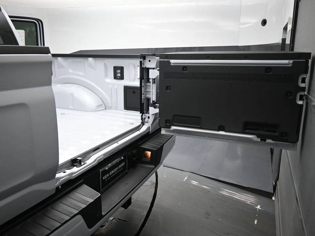 2025 Ford F-150 Platinum - Photo 26