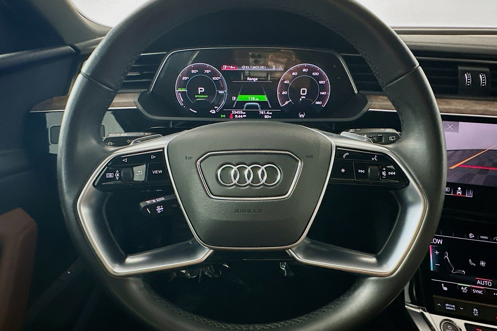 Used 2022 Brilliant Black Audi Premium image 18