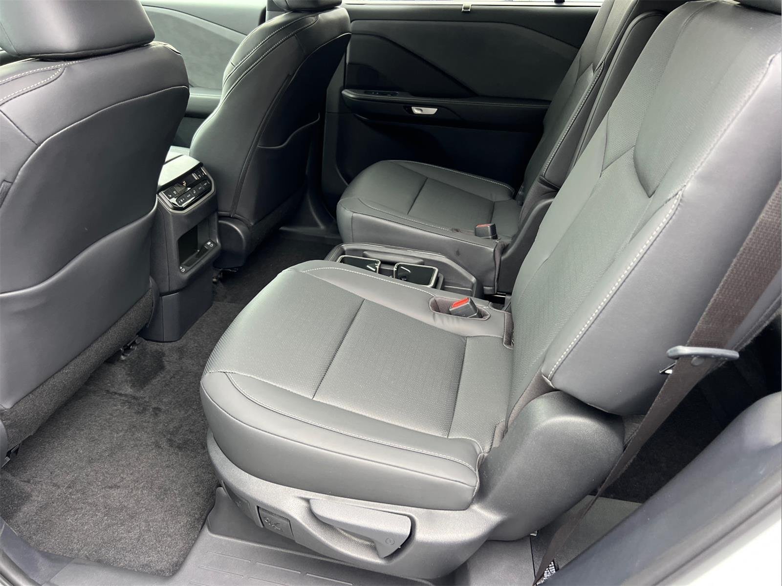 New 2026 Wind Chill Pearl Lexus PREMIUM AWD image 14