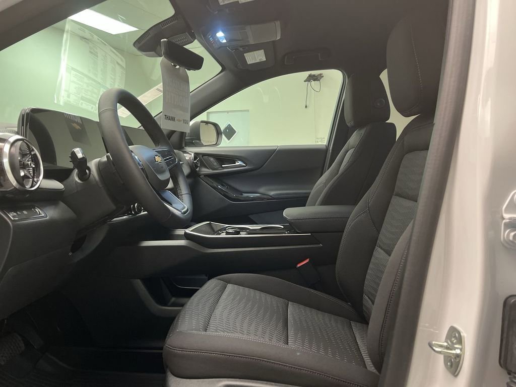 2026 Chevrolet Equinox LT - Photo 11