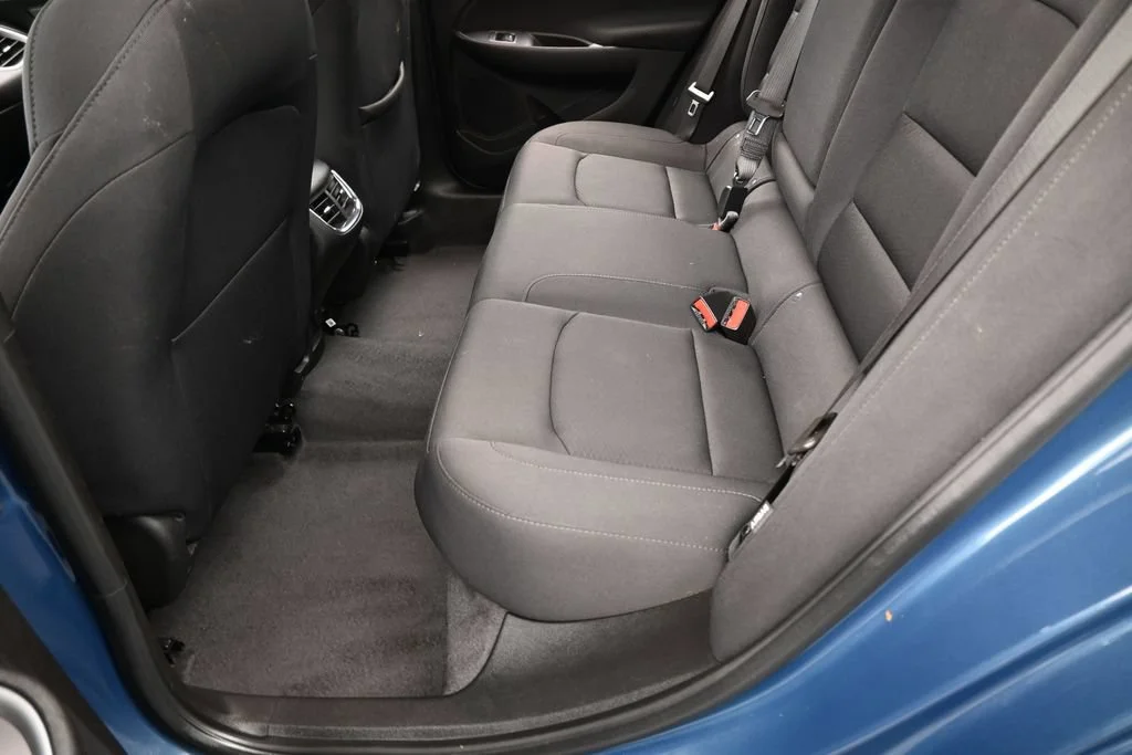 Used 2024 Lakeshore Blue Metallic Chevrolet LT image 27