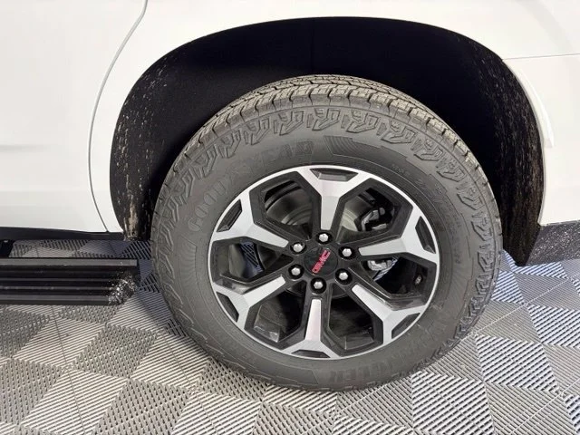 2026 GMC Yukon AT4 - Photo 56