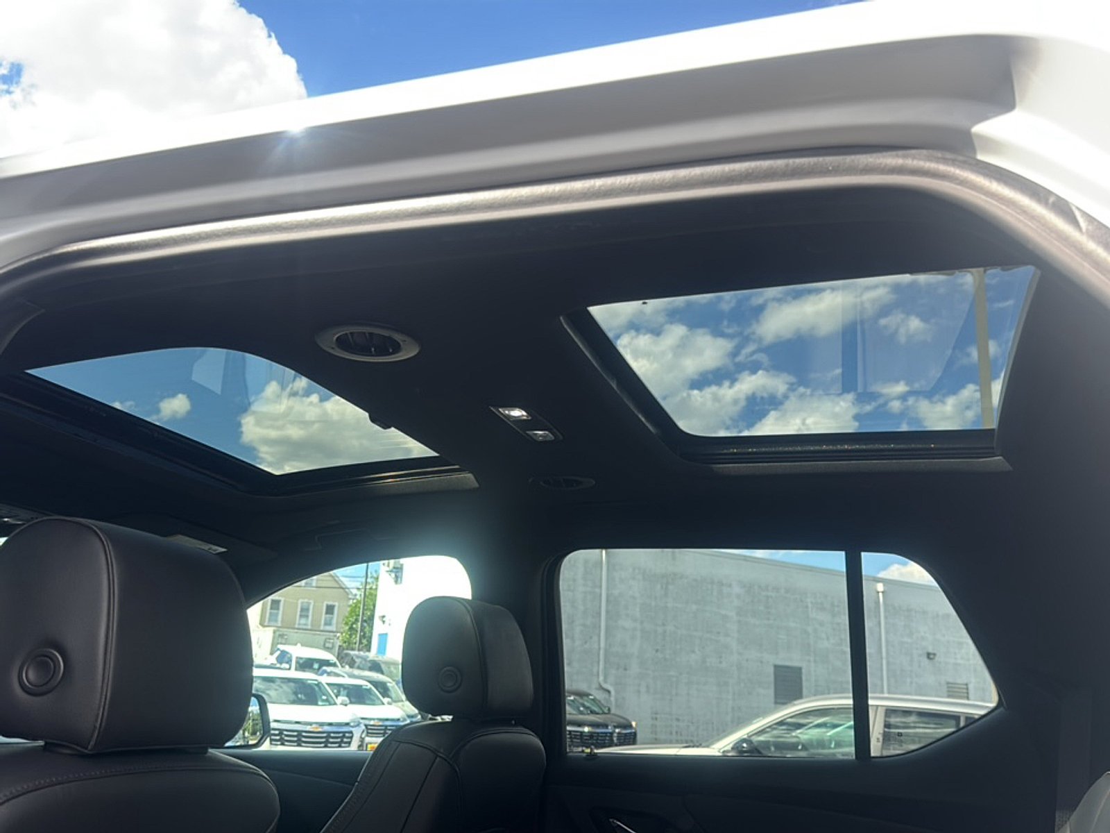 Used 2023 Summit White Chevrolet RS image 45