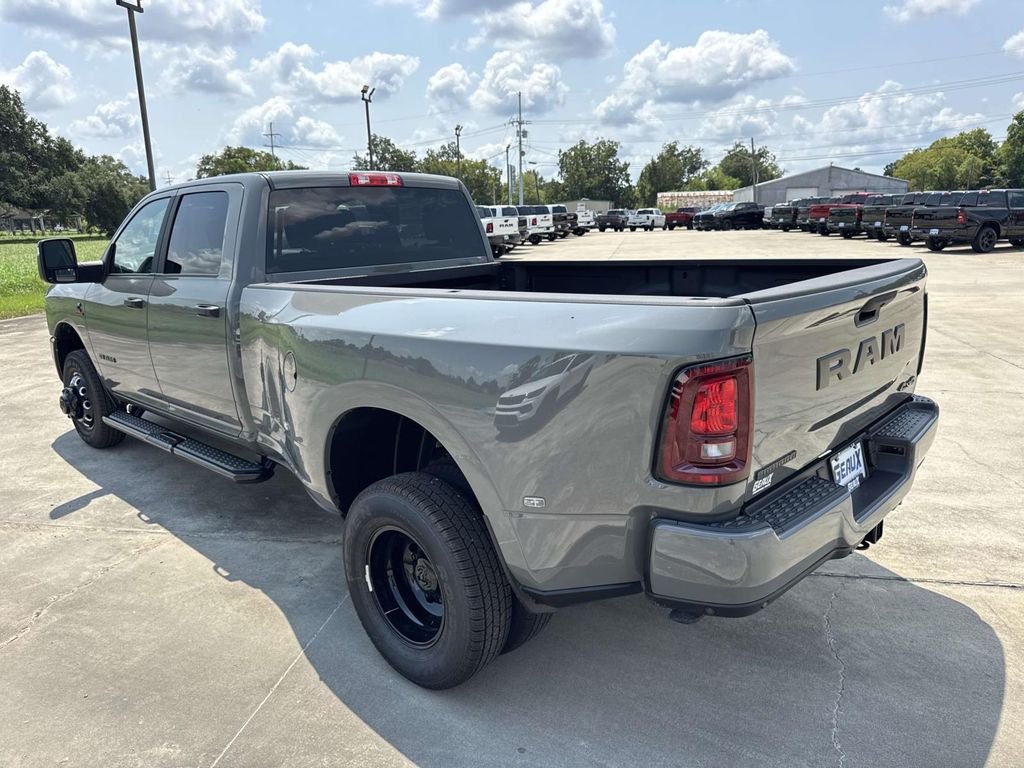 New 2027 Ceramic Gray Clear-Coat Exterior Paint RAM Big Horn image 14