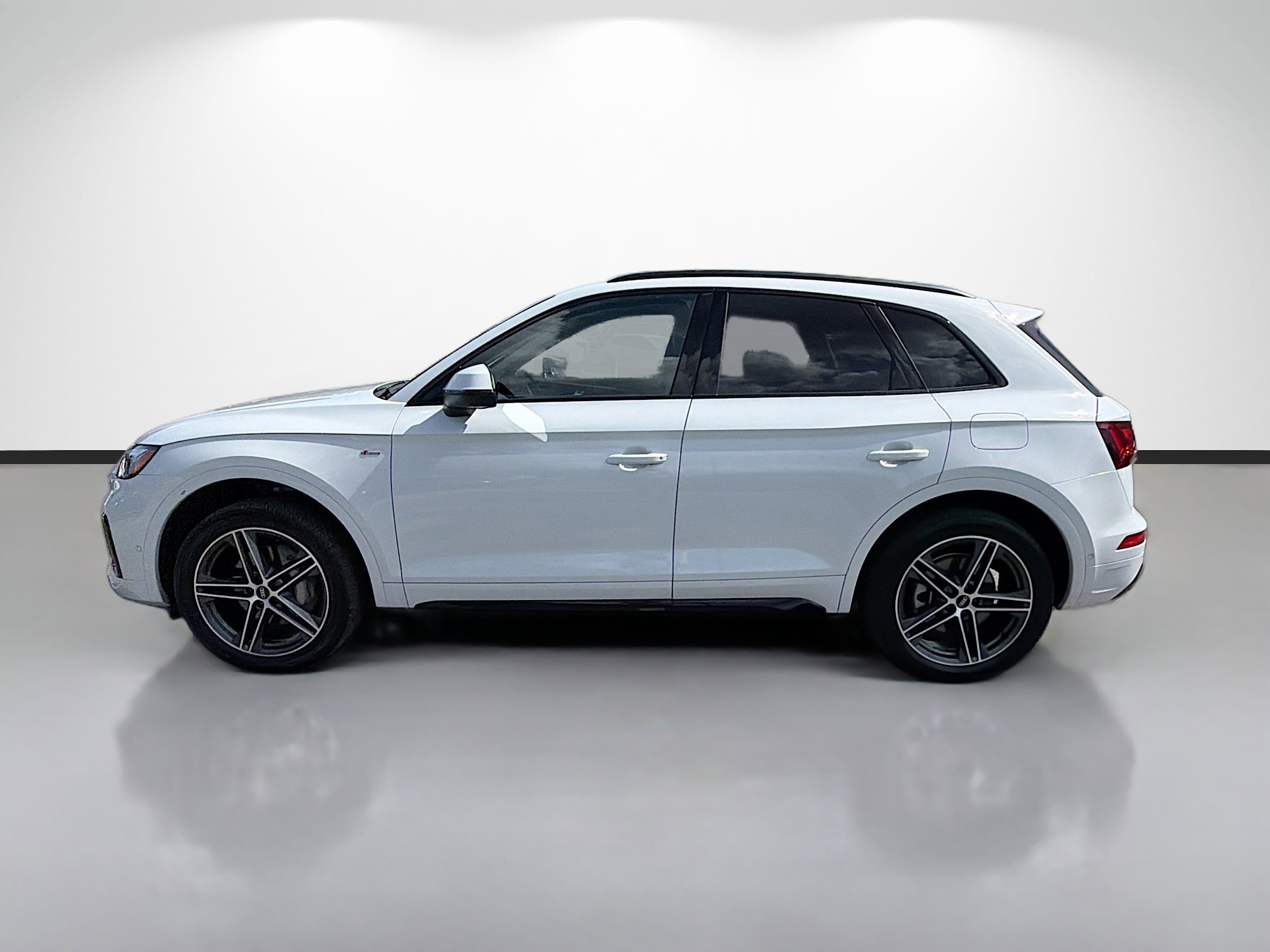 Used 2023 Glacier White Audi S line Prestige image 6