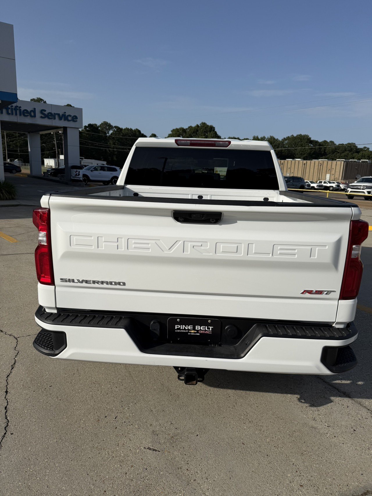 Used 2026 Summit White Chevrolet RST image 5