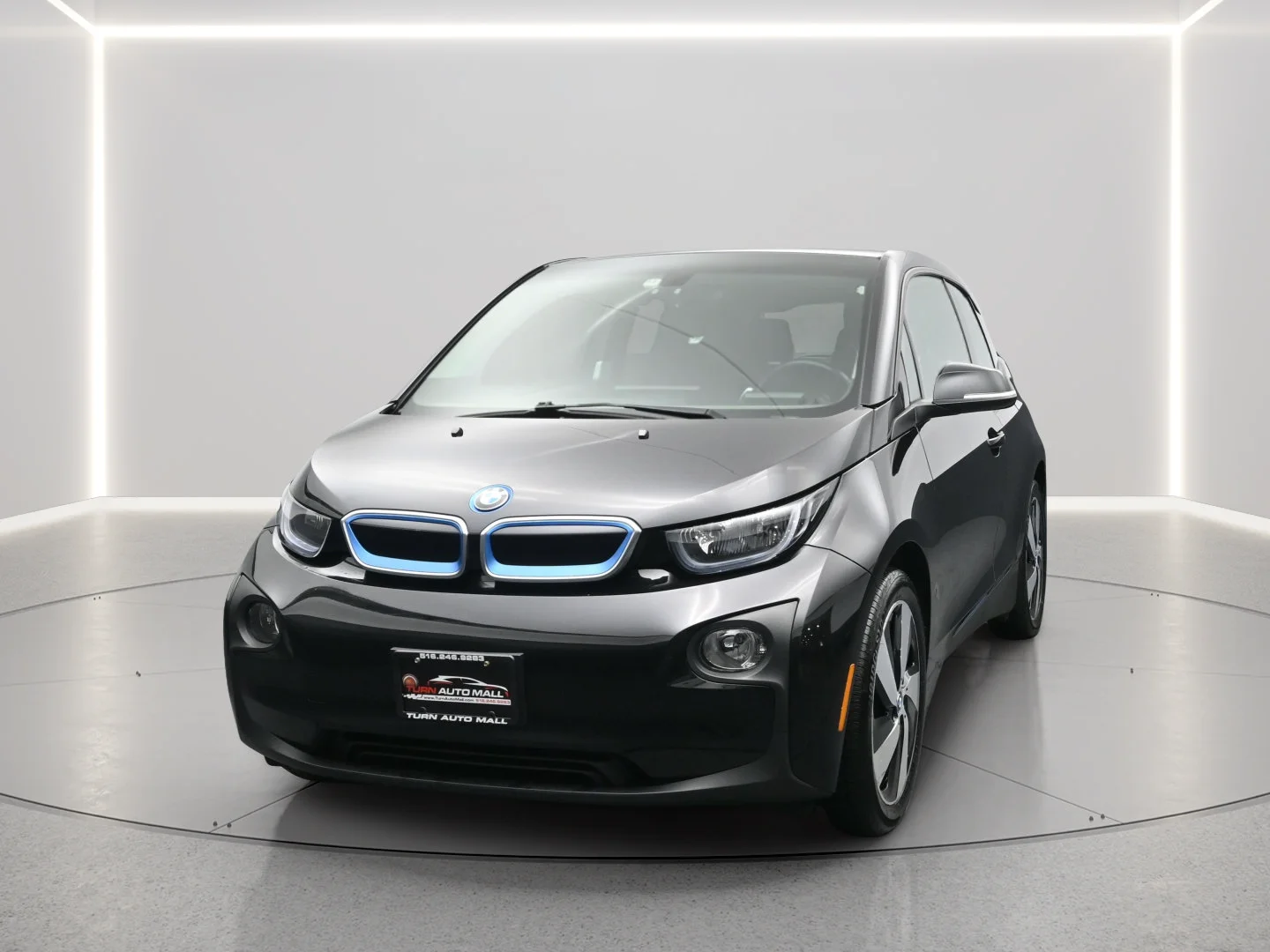 Used 2016 Fluid Black w/Highlight BMW i Blue BMW  image 1