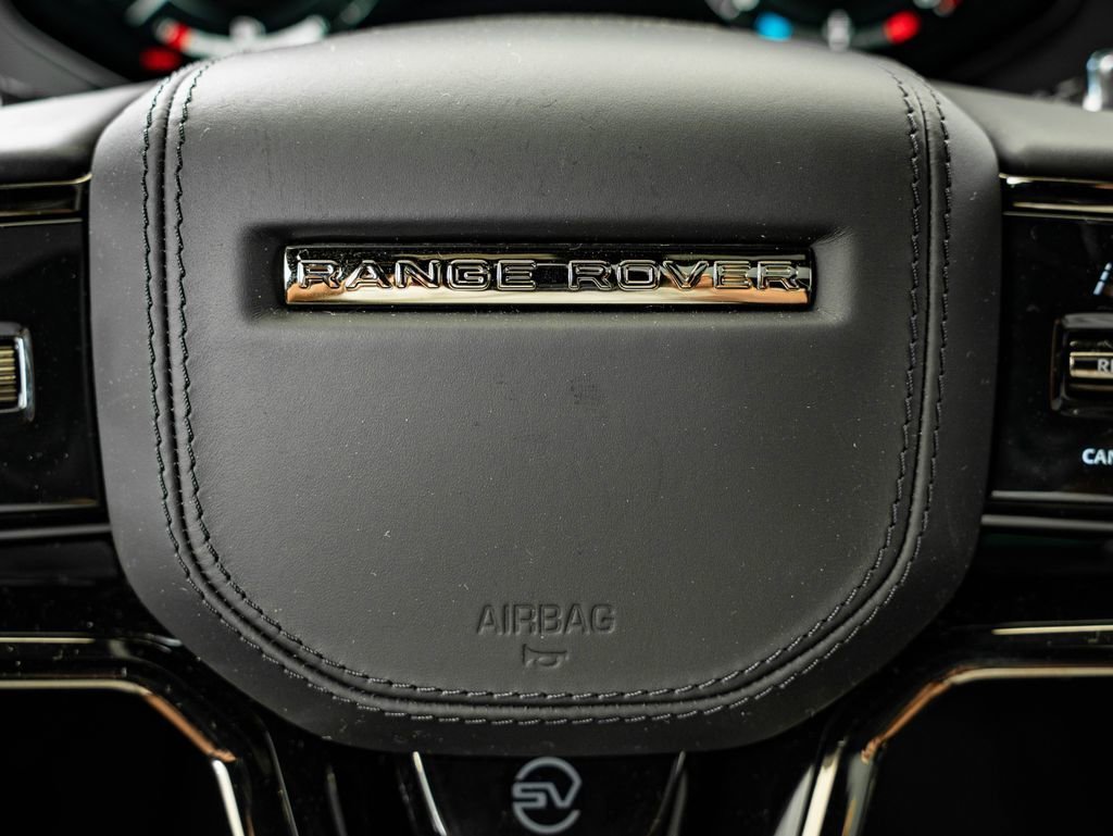 New 2026 Ethereal Frost Satin LAND ROVER  image 29
