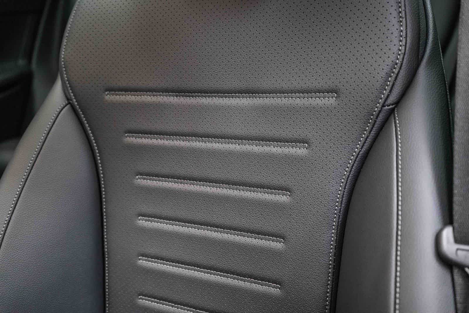 New 2026 Graphite Grey Metallic Mercedes-Benz GLC 300 image 30