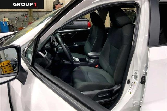 Certified Used 2023 ICE CAP Toyota  image 8