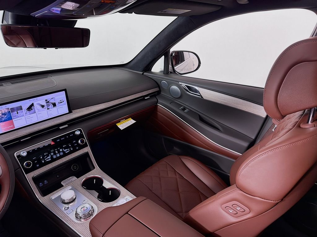 New 2026 Savile Silver Genesis 3.5T Prestige image 25