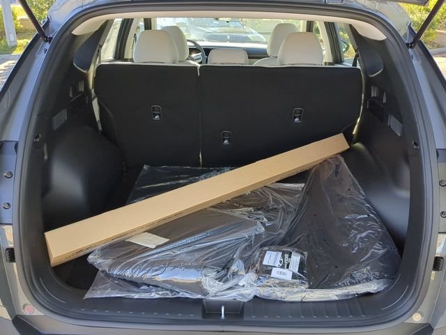 Used 2025 Gray Hyundai SE image 13