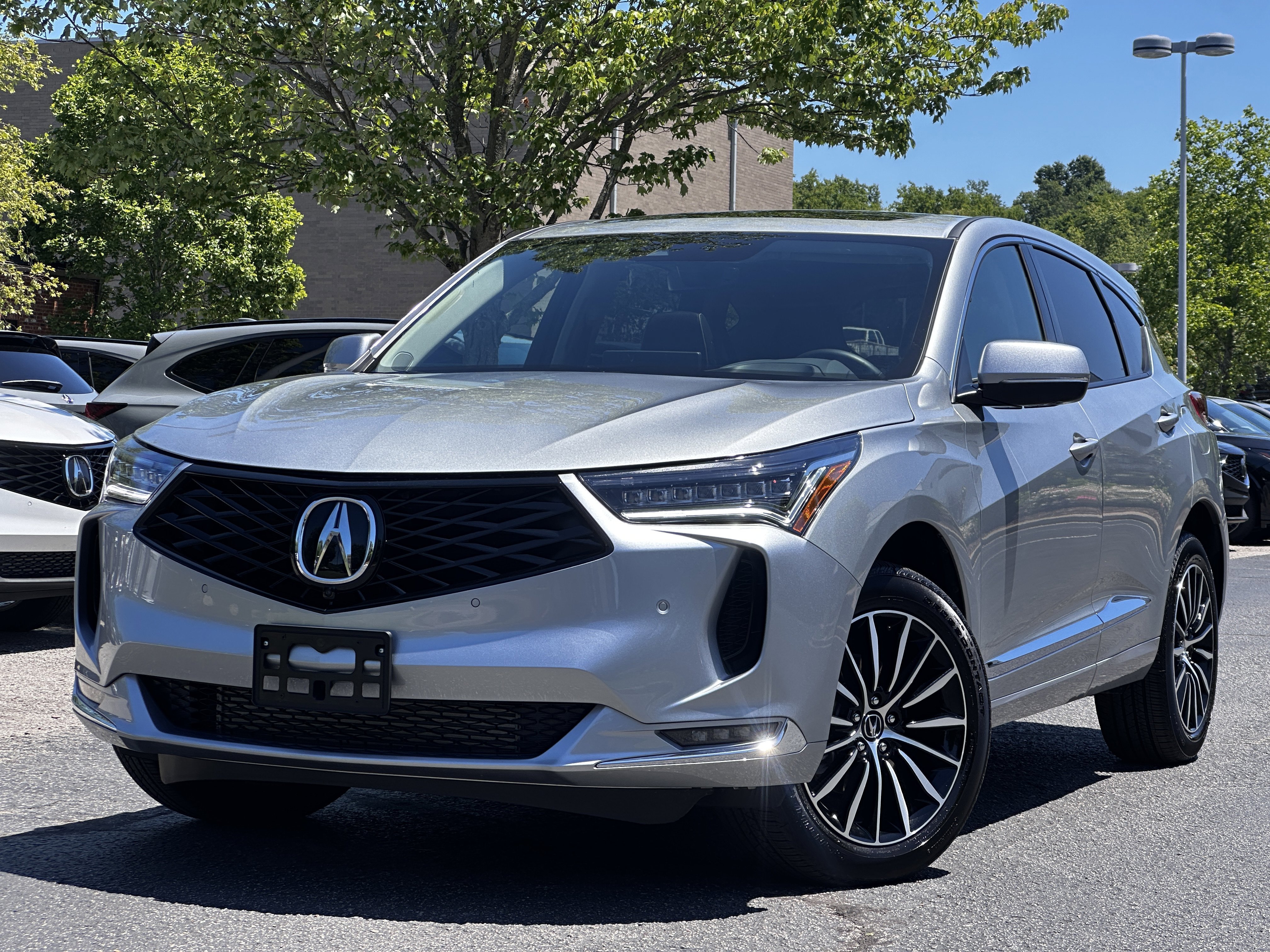 Certified Used 2025 Solar Silver Metallic Acura SH-AWD ADVANCE image 46