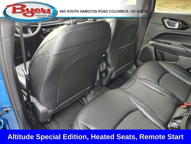 New 2026 Hydro Blue Pearl-Coat Exterior Paint Jeep Latitude image 29