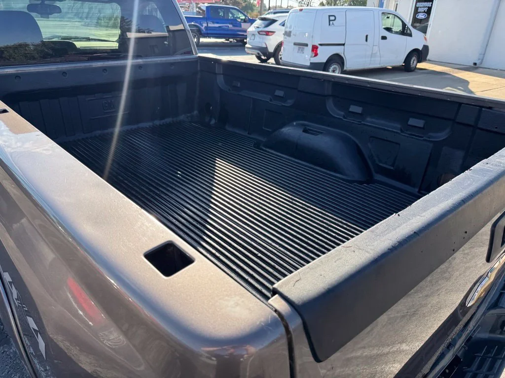 Used 2013 Gray Chevrolet LT image 25